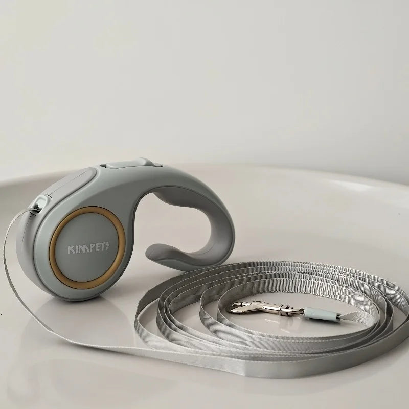 Tangle-Free Retractable Dog & Cat Leash