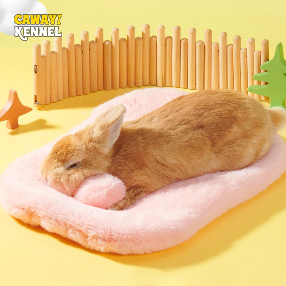 Small Pet Winter Nest & Bed House